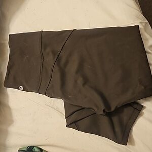 Olive 5/8 lululemon legging